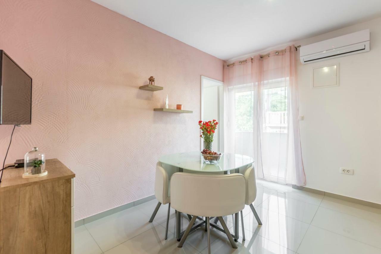 Apartments Karlo Подстрана Экстерьер фото