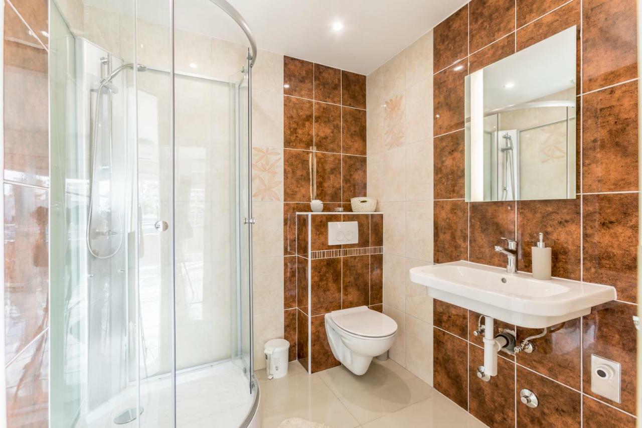 Apartments Karlo Подстрана Экстерьер фото