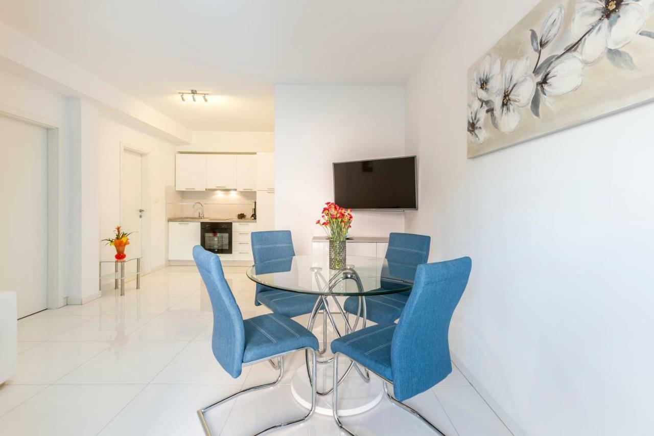 Apartments Karlo Подстрана Экстерьер фото