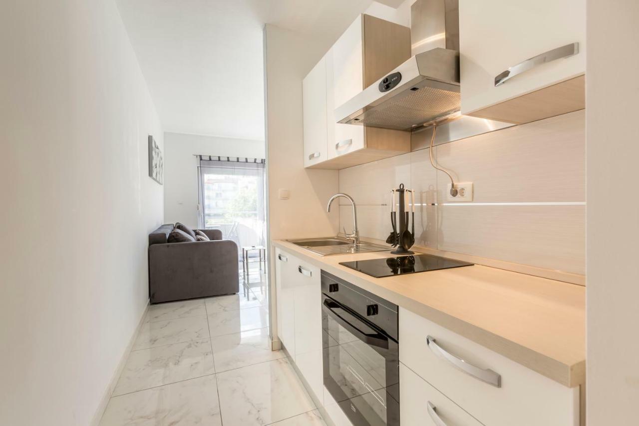 Apartments Karlo Подстрана Экстерьер фото